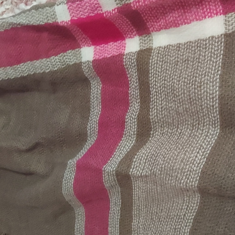 6 For $10 All Scarves For $5 Floral, Pink, Navy,  and Plaid Scarves Set - Picture 16 of 16